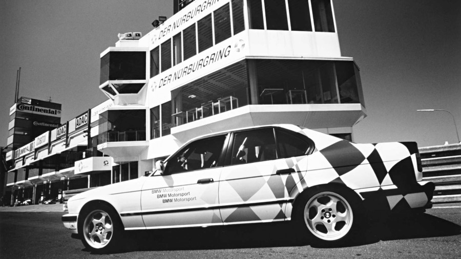 bmw_m_history_pt_2_04_ring_taxi