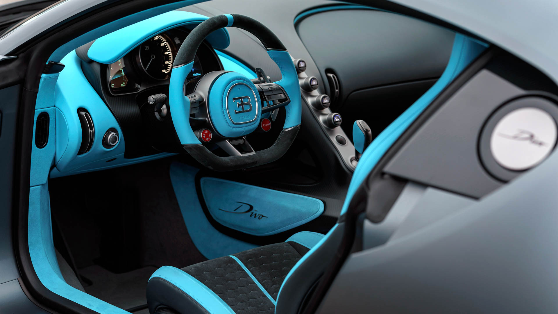 Bugatti divo 8.0. Бугатти Вейрон 2019 салон. Bugatti Diva гиперкар. Бугатти дива максималка. Бугатти Вейрон дива.