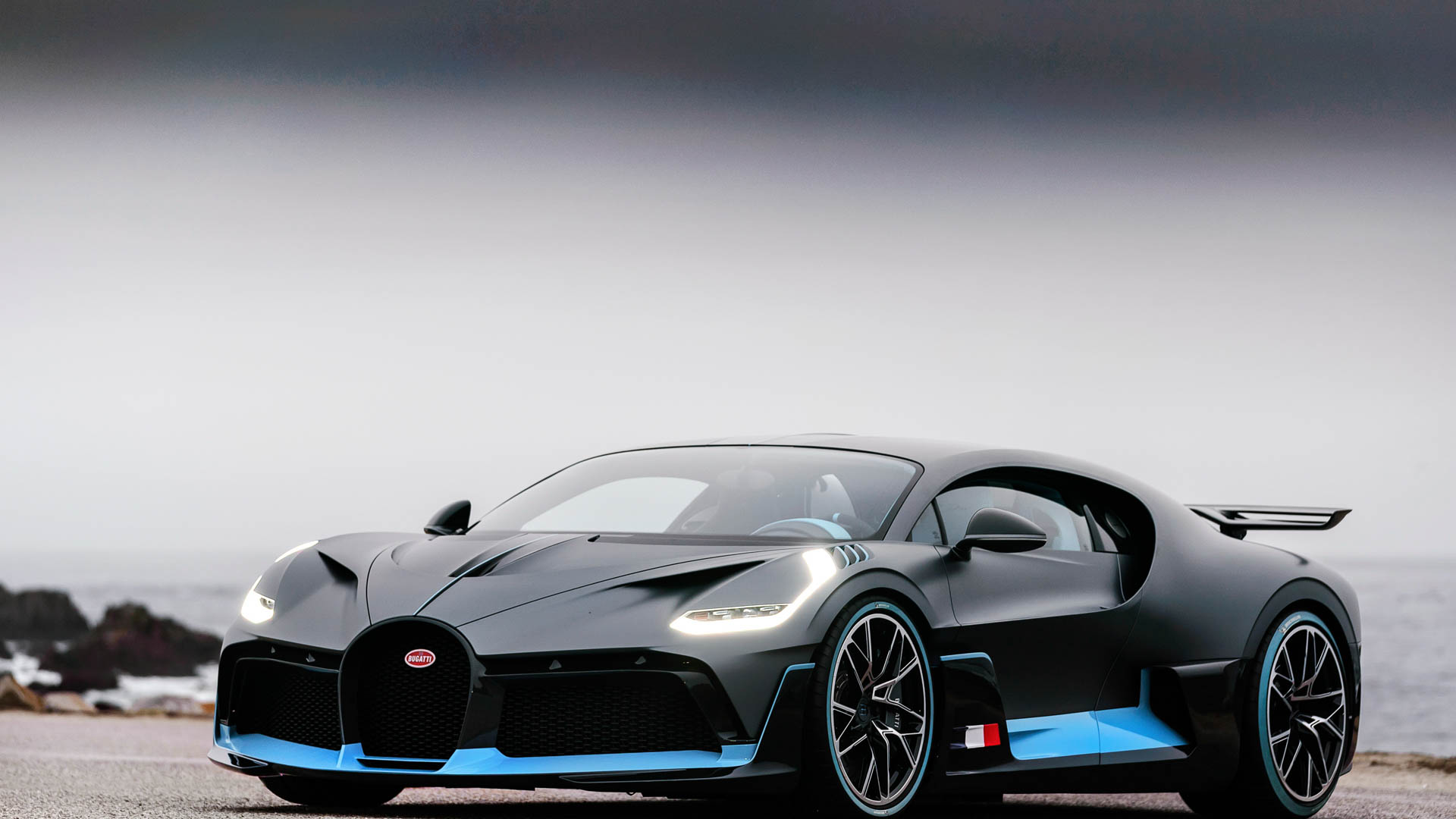 Bugatti divo 8.0. Бугатти диво. Бугатти ЧИРОН диво. Bugatti Diva гиперкар. Bugatti Divo автомобили Bugatti.